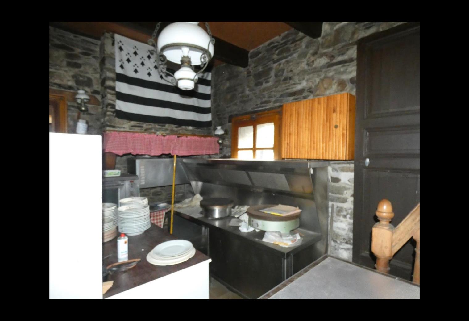 25a1bed2-5185-4560-a16f-fe38d2fef906.jpg
